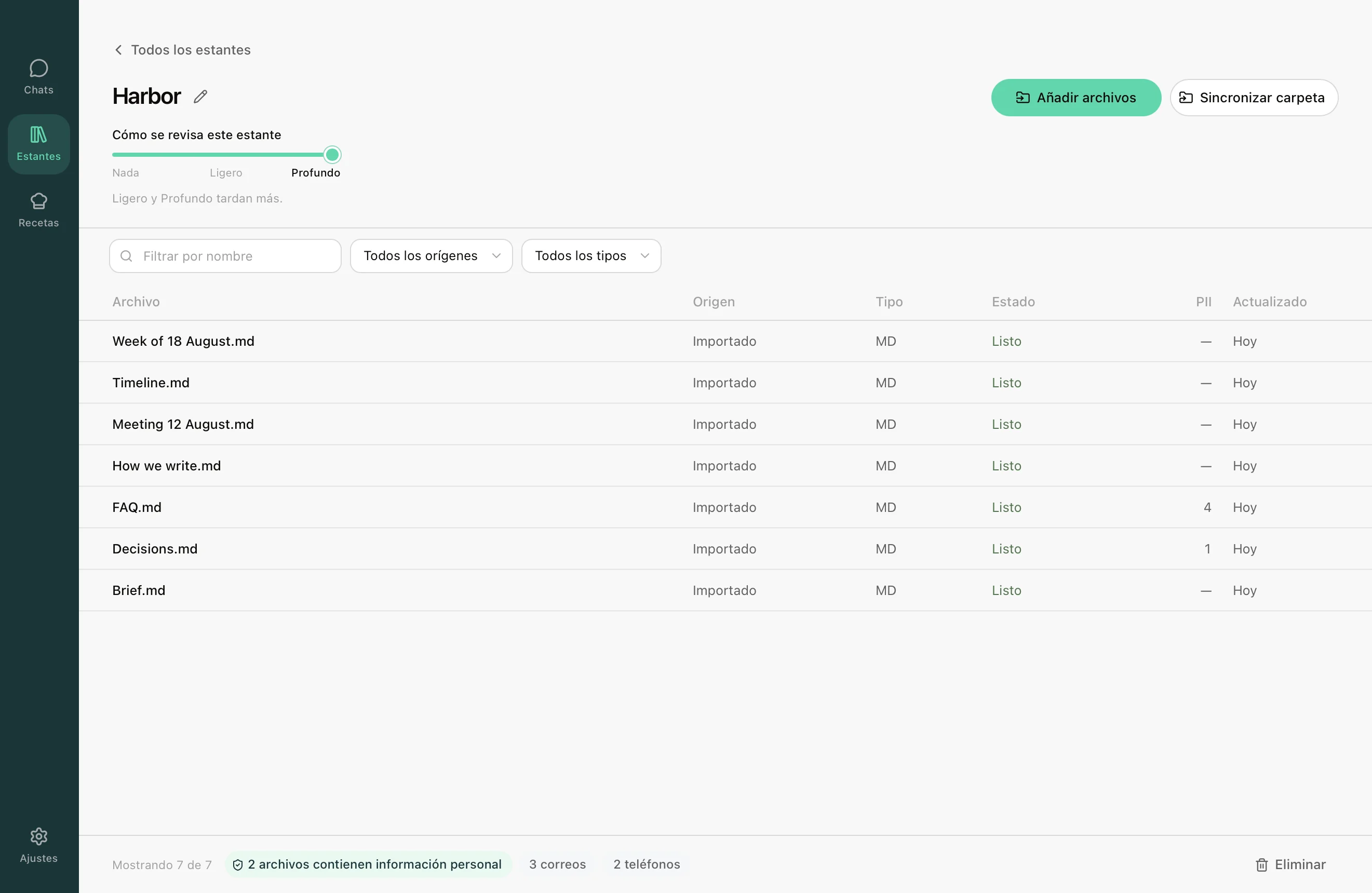Un Estante con sus archivos listos para que Chat los consulte.